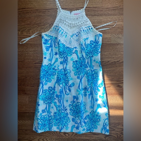 Lilly Pulitzer Pearl Lace Crochet Halter Neck Shift Resort White Blue Dress - Picture 1 of 11